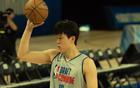  楊瀚森閃耀首秀，三隊爭搶！湖人勇士快船選其一。